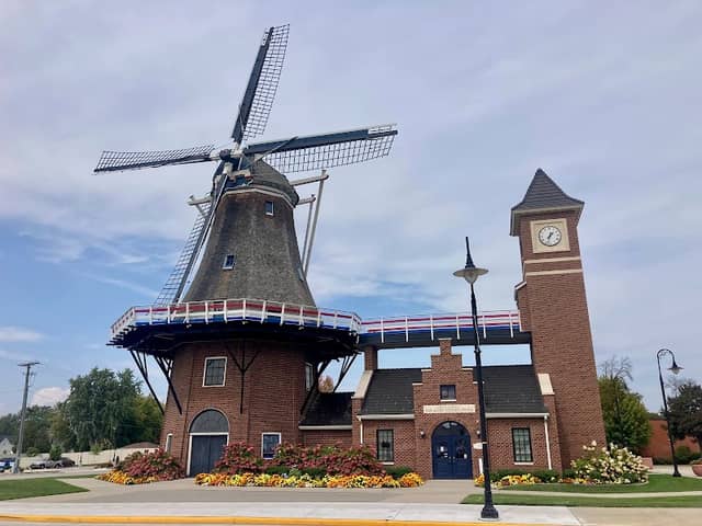 Little Chute Windmill Inc - Image 2