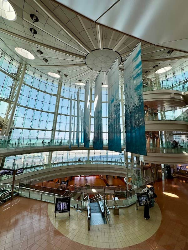 Terminal 2 (2nd Floor Departure Lobby) - Image 2
