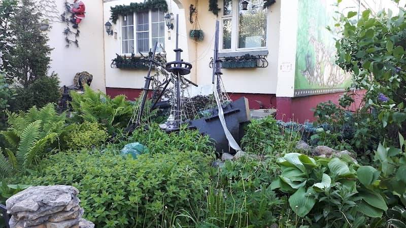 Tsvetochnyy Sad - Image 1