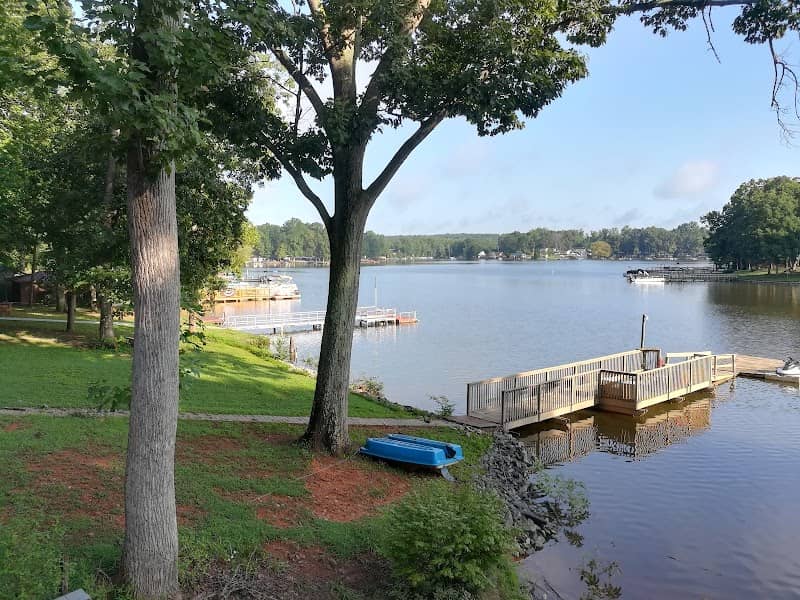 High Rock Lake - Image 1