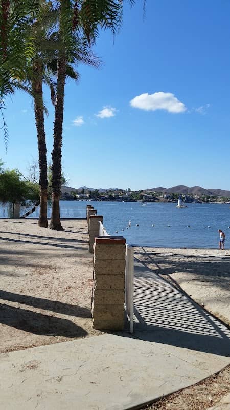 Holiday Harbor - Image 1