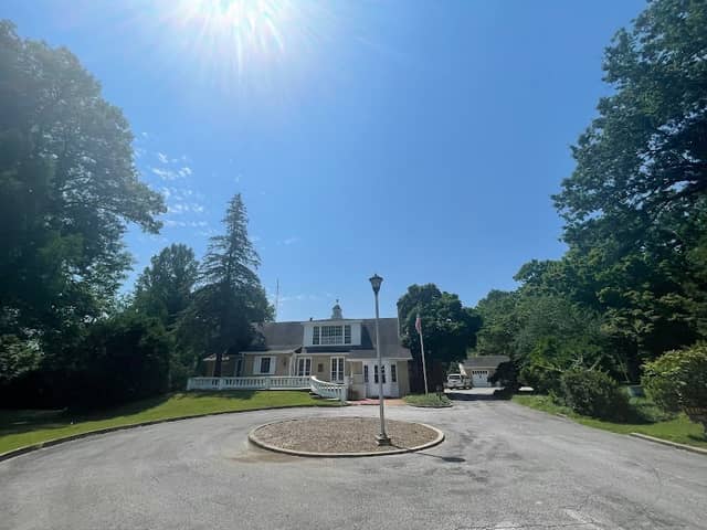 Hickory Lodge - Carbondale Park District - Image 1