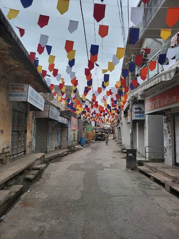 Gandhi Chowk Area - Image 1