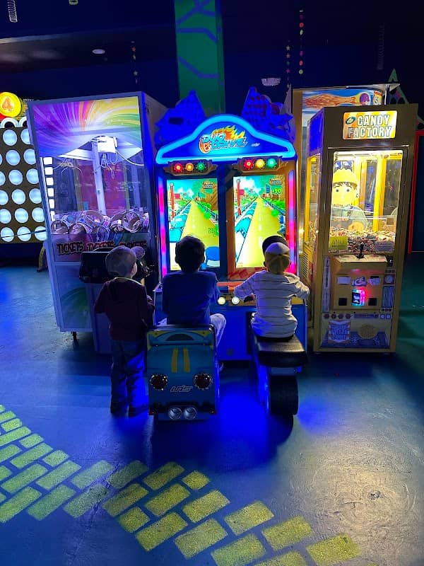 Outrageous Mini Golf Family Fun Center - Image 3