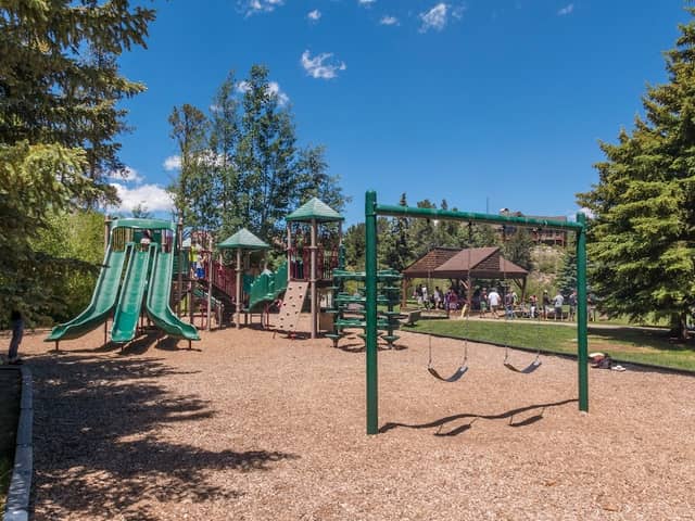 Walter Byron Park - Image 1