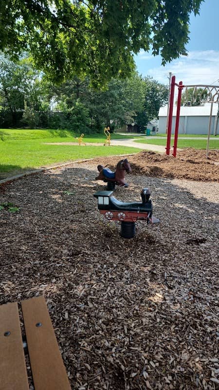 Deckert Park - Image 1