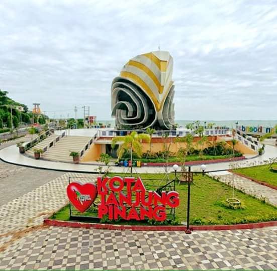Taman Tepi Laut - Image 1