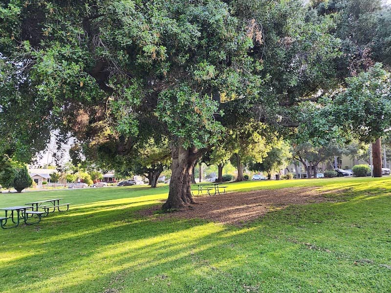 Garfield Park - Image 2