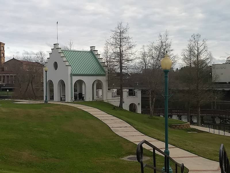Bayou Plaquemine Waterfront Park - Image 2