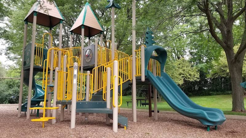 Kjar Park - Image 1