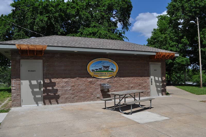 Hawthorn Park - Image 1