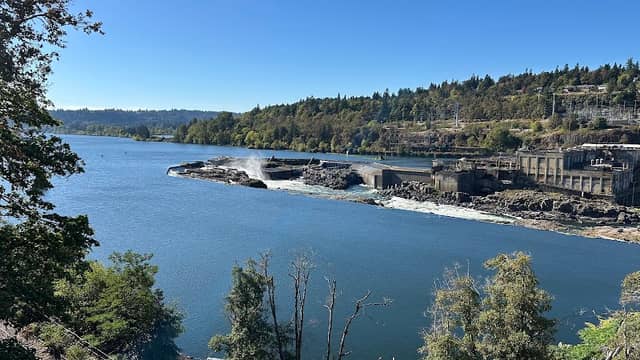 Willamette Falls Historical site - Image 1