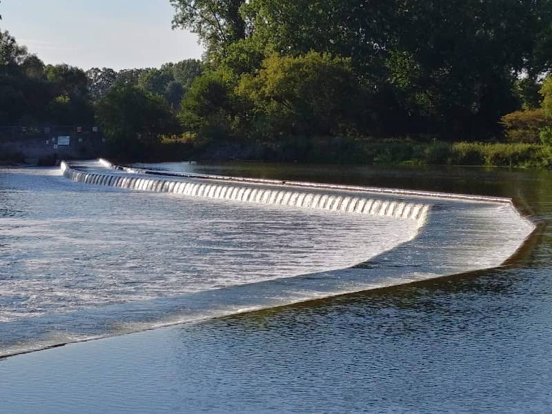 Wilkes Dam - Image 2