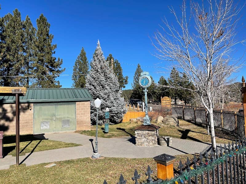 Clock Park - Image 1