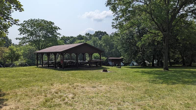 Hutch's grove - Image 1