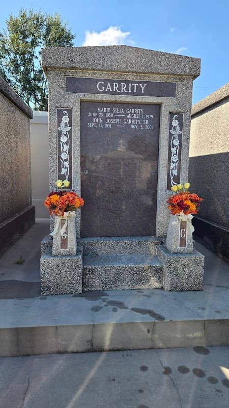 Westlawn Memorial Park - Image 1