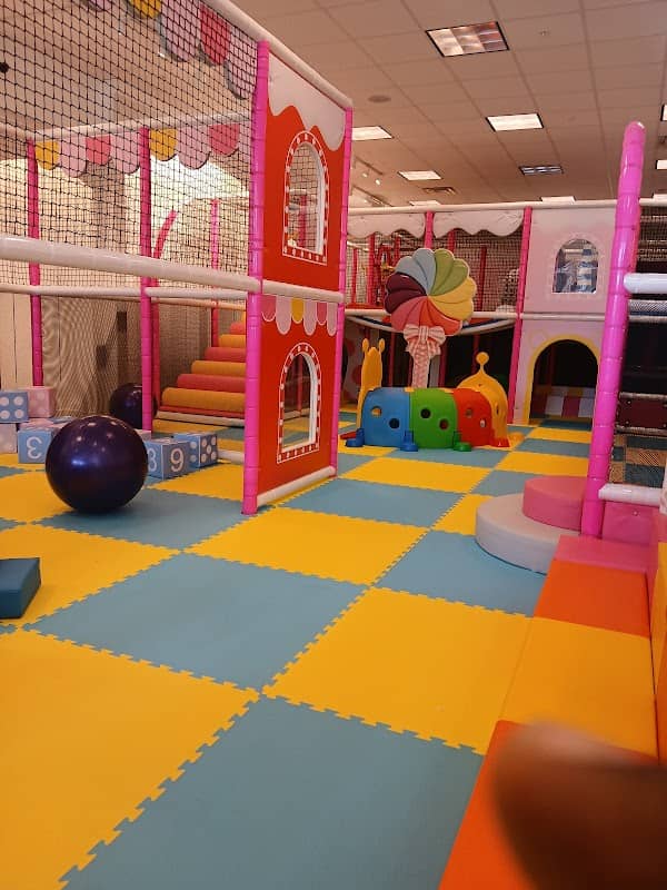Indoor World - Image 1