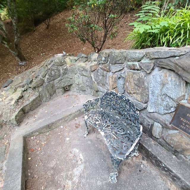 The FountainArea - Image 2