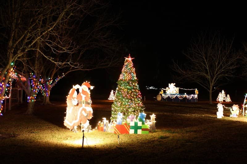 Christmas on the Hill - Image 1