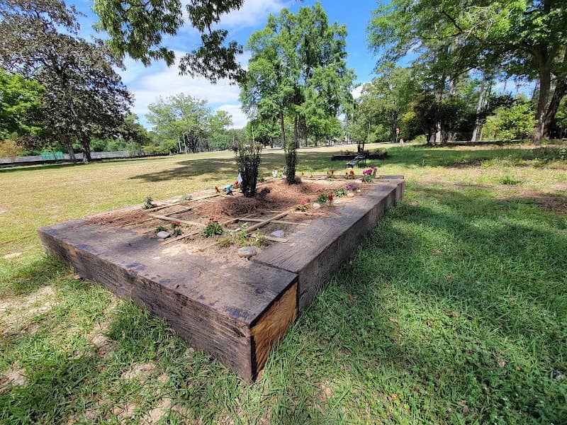 HOPE Gardens - Image 2