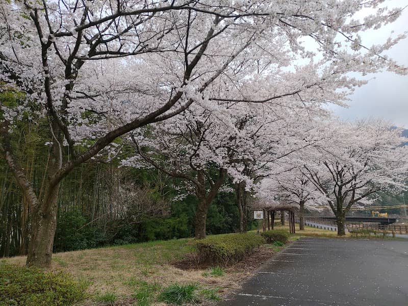 Hoshino Riverside Park - Image 1