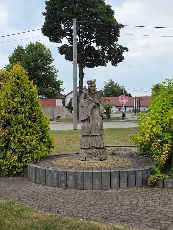Skwer Bohaterów Kurpiowszczyzny - Image 1
