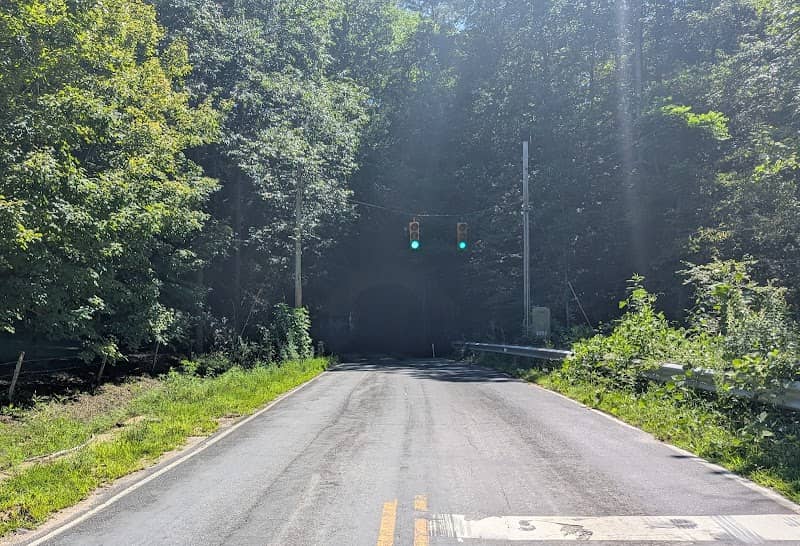 Vein Mountain Tunnel - Image 1
