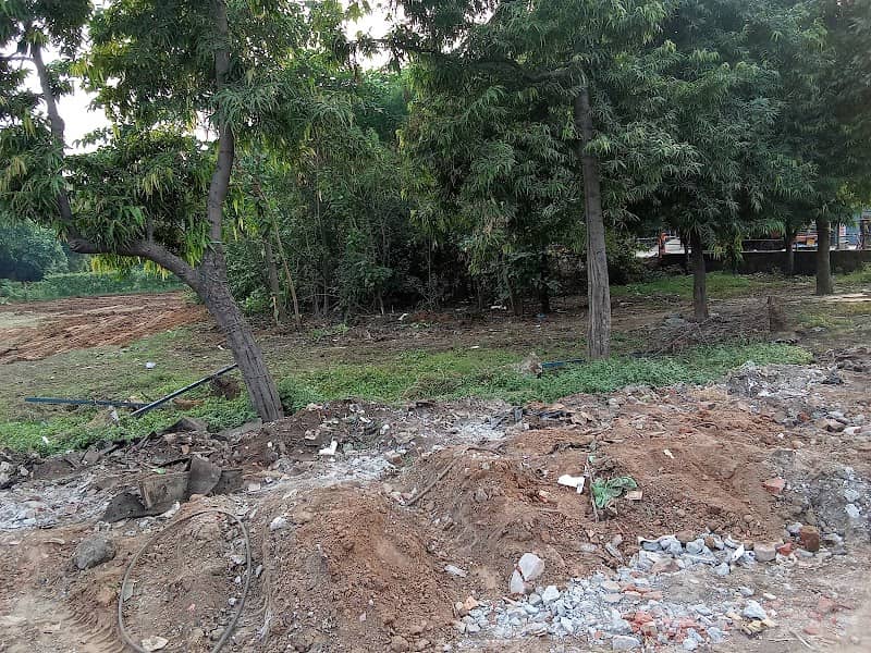 JATINDRA PARK - Image 1