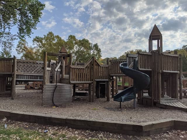 Empire Park - Image 1
