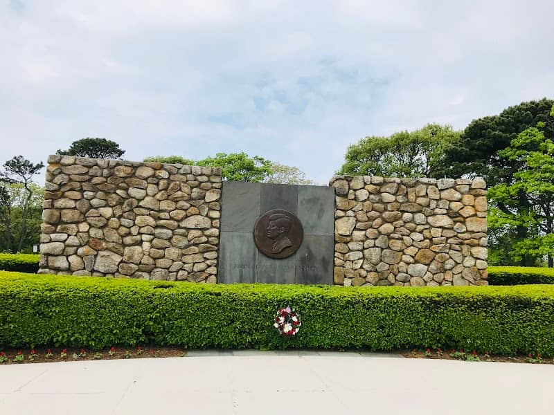 John F. Kennedy Memorial - Image 1