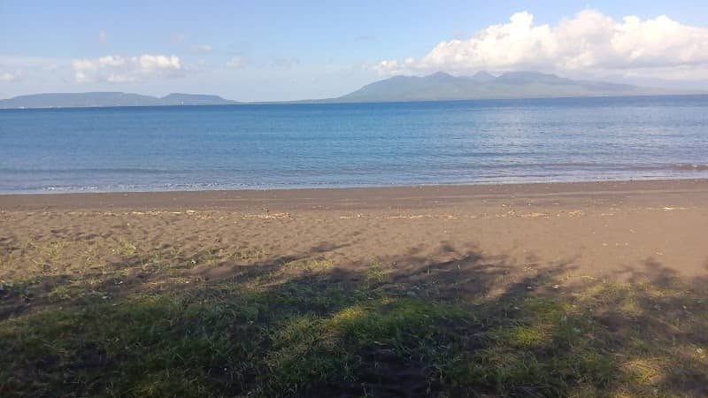 pantai syariah/ pulau santen banyuwangi - Image 1