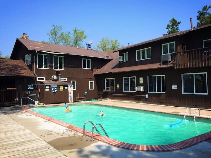 Williams Narrows Resort - Image 1