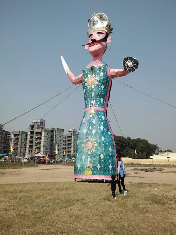 Park Cantt - Image 1
