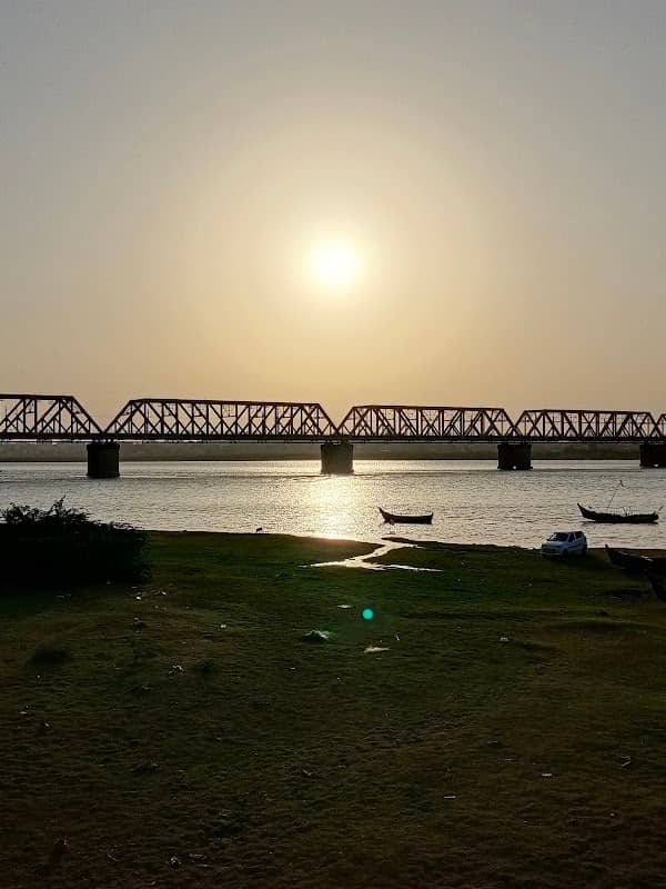 Narmada river view from bridge - Image 1
