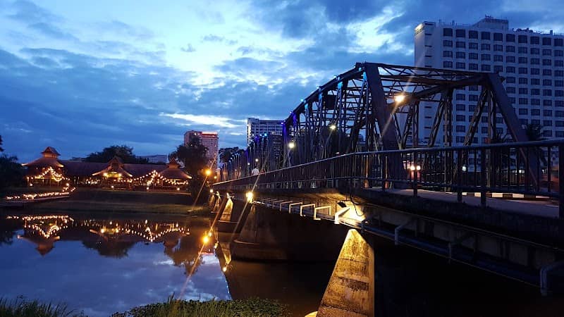 Khua Lek (Iron Bridge) - Image 1