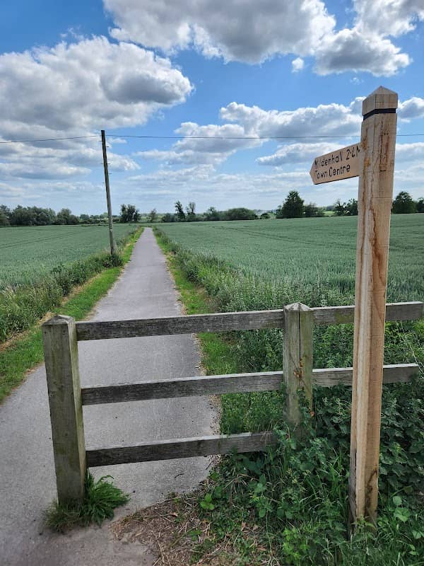 Public Bridleway - Image 2
