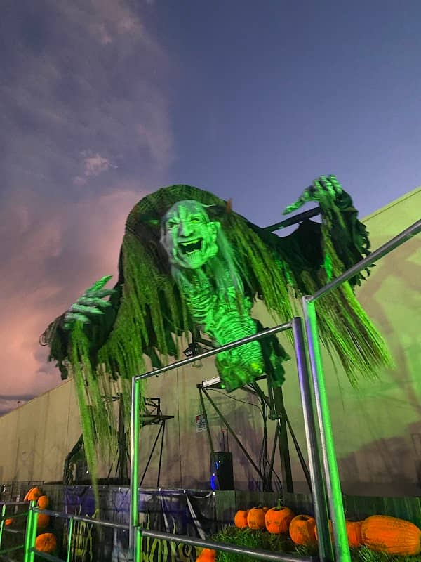 The Hex House - Image 3