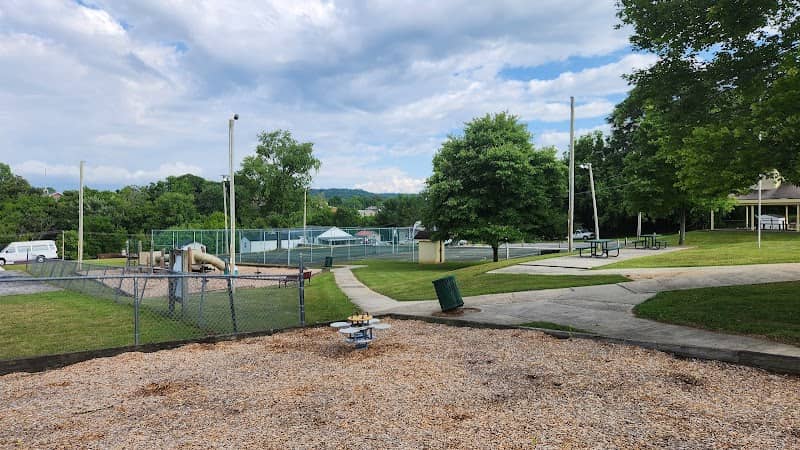 Riverside Park - Image 1
