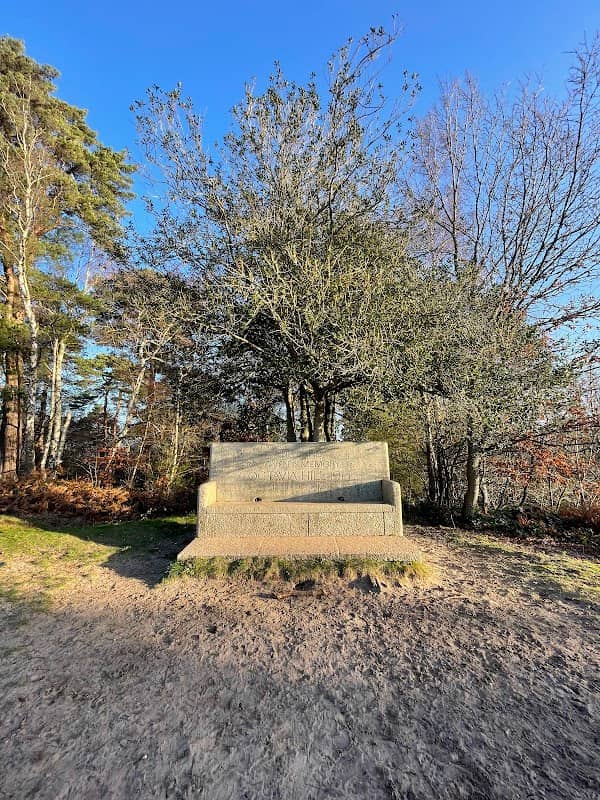 Octavia Hill Memorial Seat - Image 2