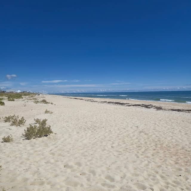 East 7th Street- Public Beach Access - Image 2