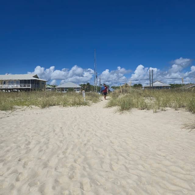 East 7th Street- Public Beach Access - Image 1