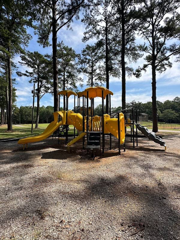 Eastwood Park - Image 1