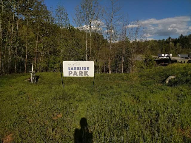 Hoyle Creek Trailhead - Image 1