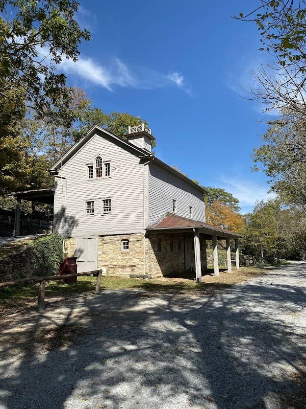 The Cone Manor - Image 3