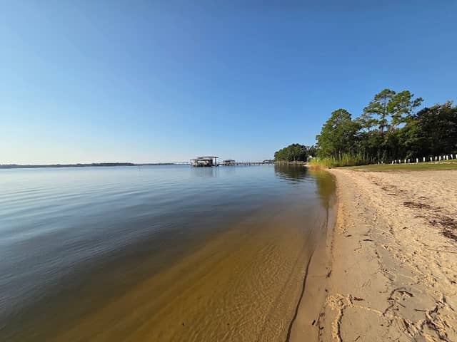 Lillian Public Beach - Image 1