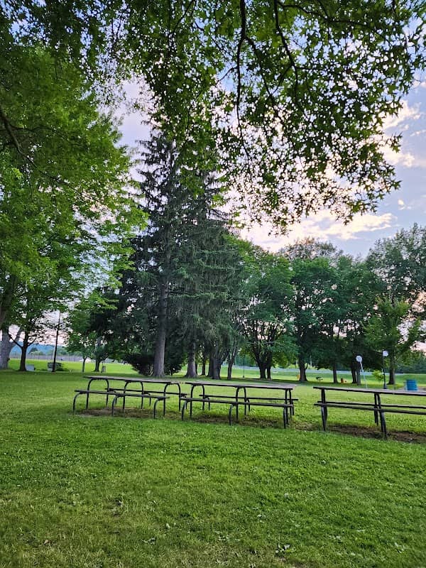 War Veterans Park - Image 2