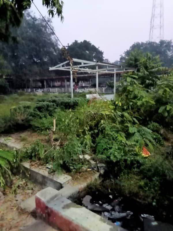 Shashtri park - Image 1