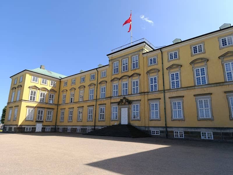 Frederiksberg Slot - Image 2