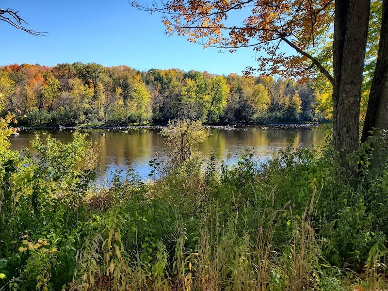 Thut Park - Image 1