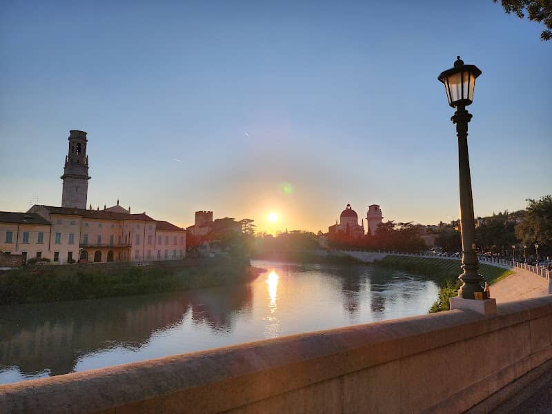 Ponte Pietra - Image 2
